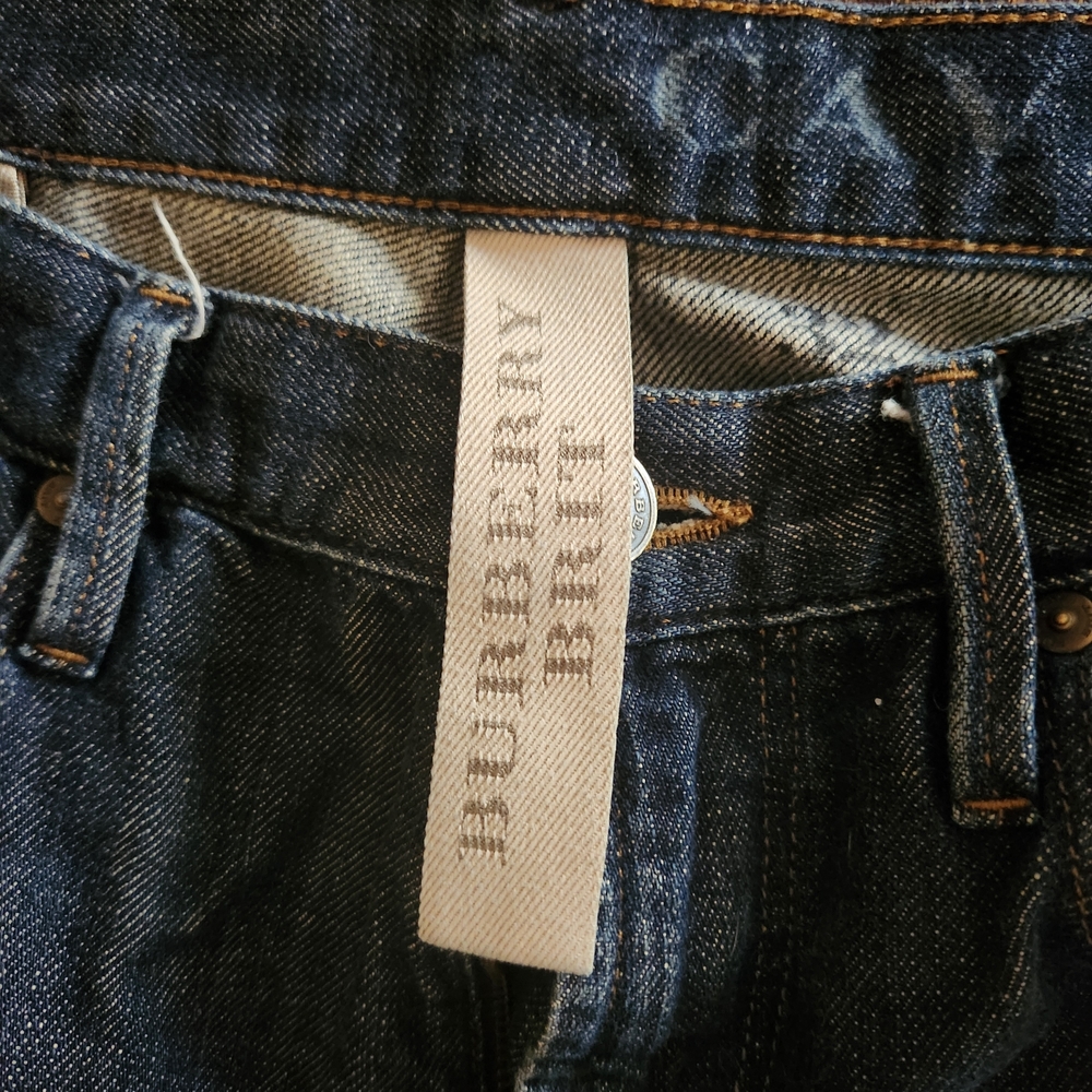 Burberry Brit Indigo Straight Leg Jeans Size 32 For Men